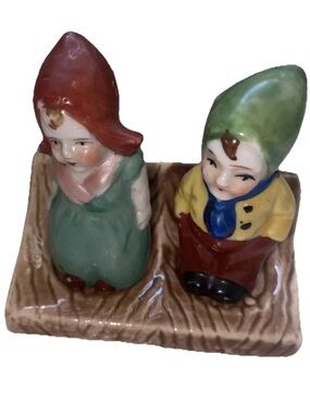 VTG Dutch Boy & Girl Ceramic Salt and Pepper Shakers Set Japan